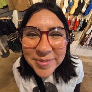 Meet your Posher, Maria